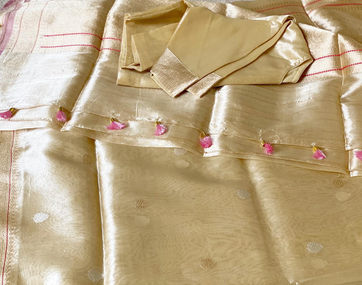 Gold Tissue Benaras Saree